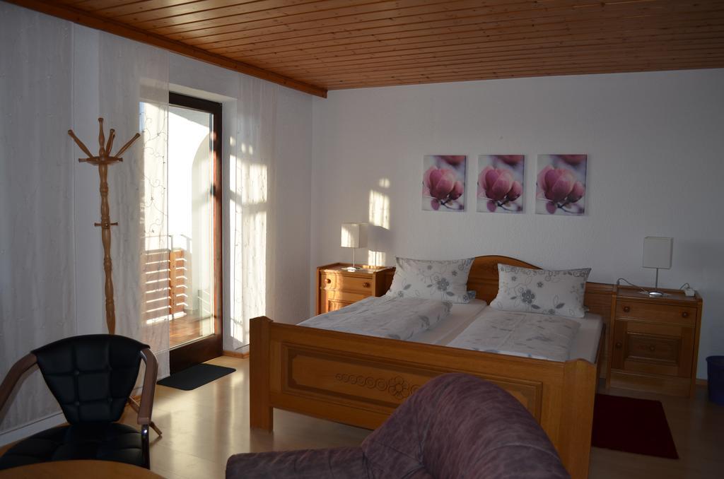 Gaestehaus Haller Hotel Боденмайс Екстериор снимка